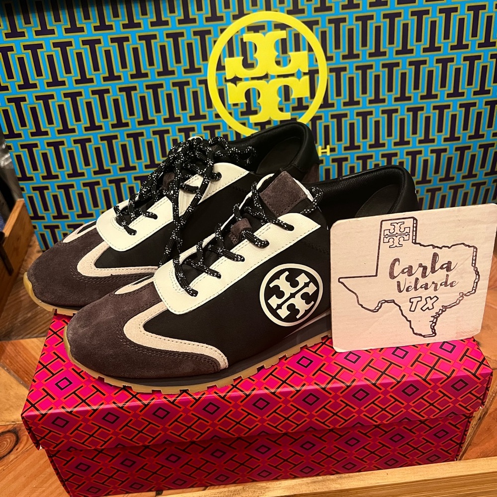 Tory Burch Annie Nylon runner Sneaker 👟size 9🖤